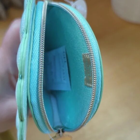 Bath & Body Works Disney princess Ariel Coin Purse Brand New - Picture 8 of 12